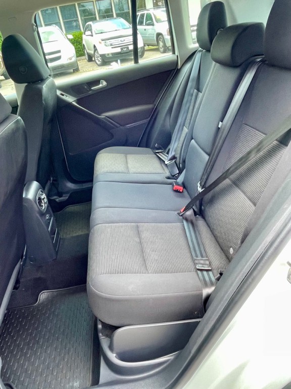 2017 Volkswagen Tiguan Image 17