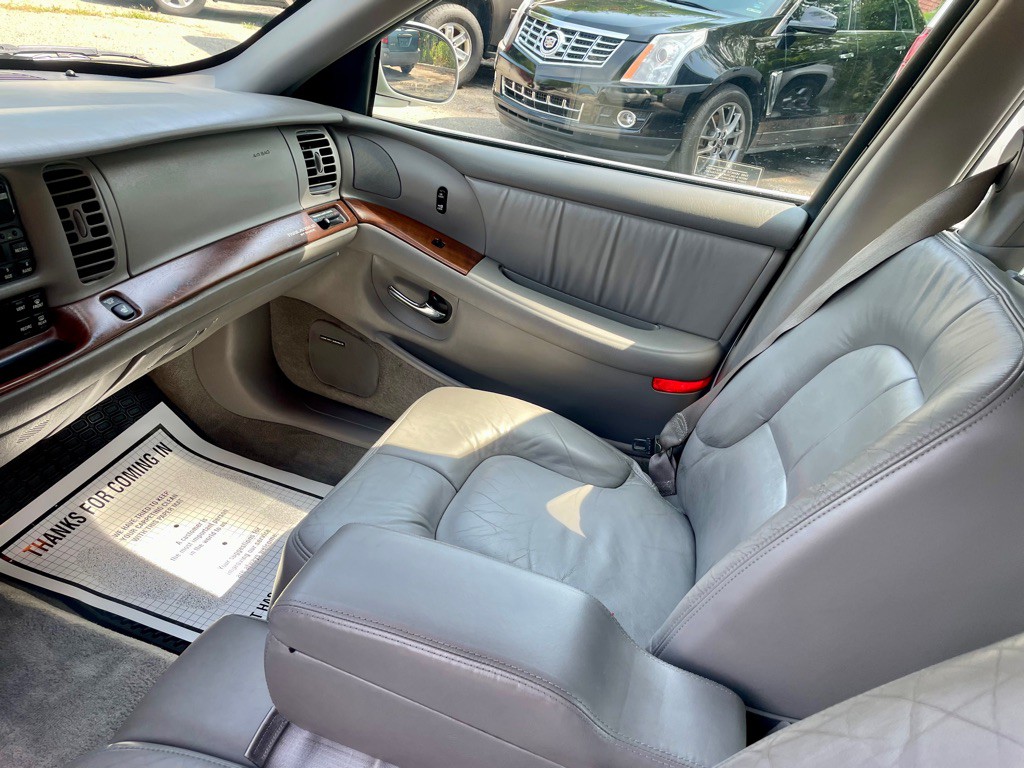 2001 Buick Park Avenue Image 10