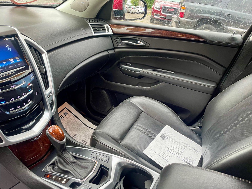 2016 Cadillac SRX Image 10
