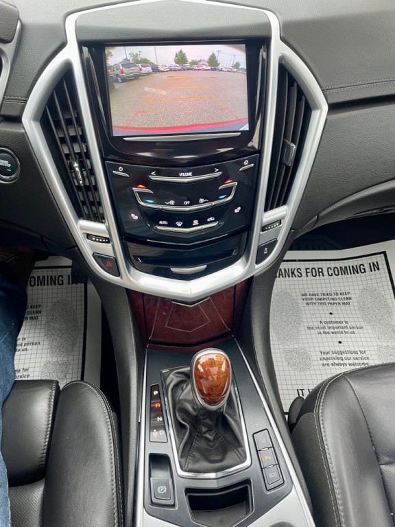 2016 Cadillac SRX Image 18