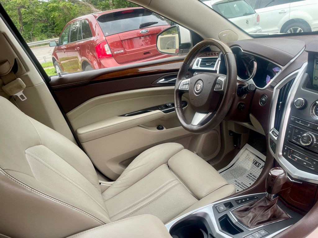 2012 Cadillac SRX Image 12