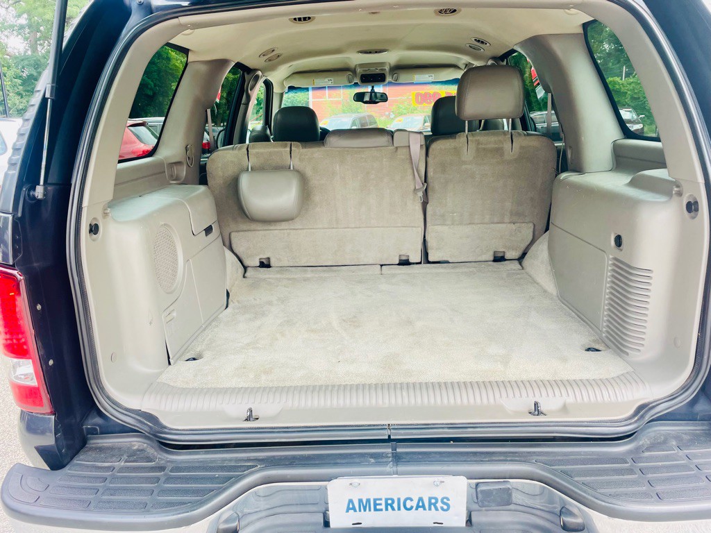 2004 GMC Yukon Image 18