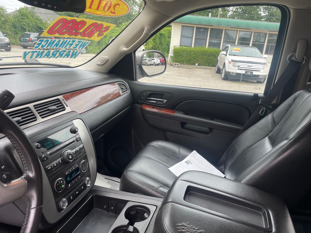 2011 GMC Yukon Image 10