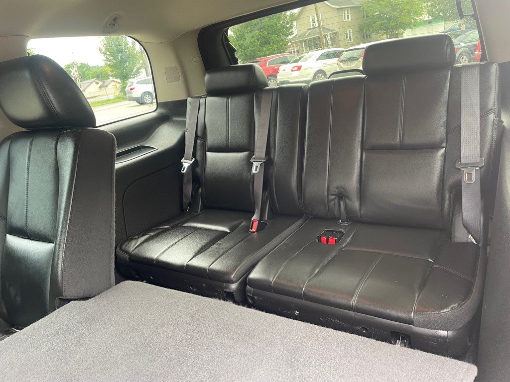 2011 GMC Yukon Image 16