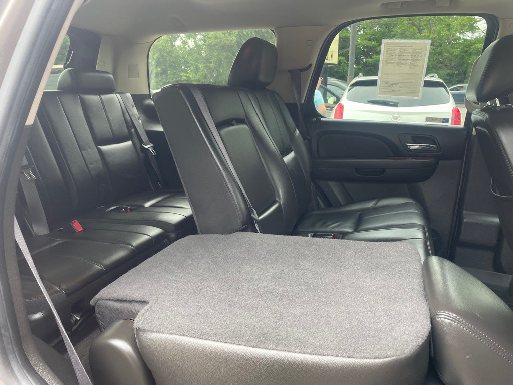 2011 GMC Yukon Image 18