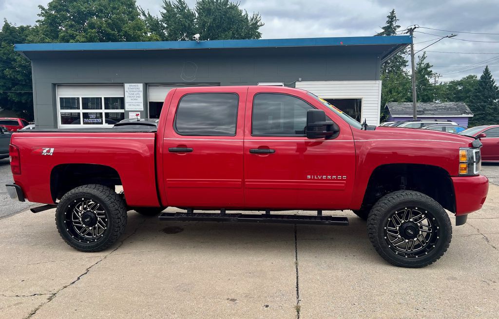 2011 Chevrolet Silverado 1500 Image 4