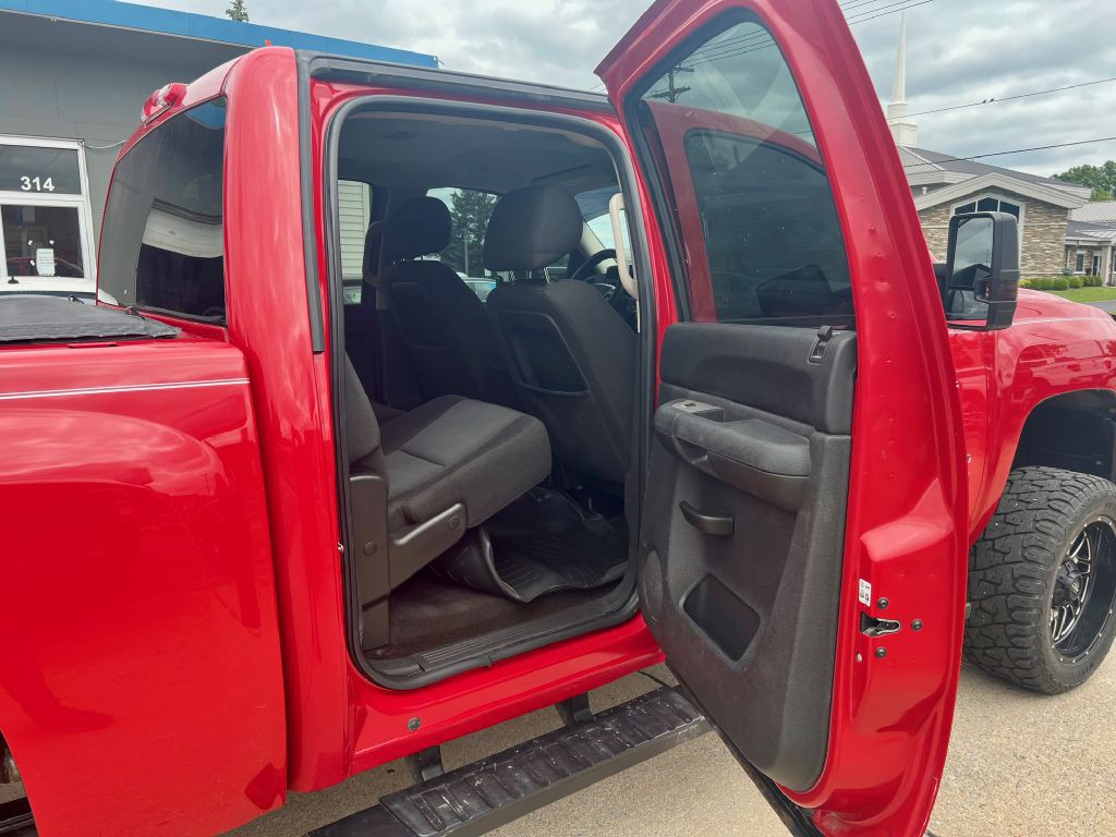 2011 Chevrolet Silverado 1500 Image 12