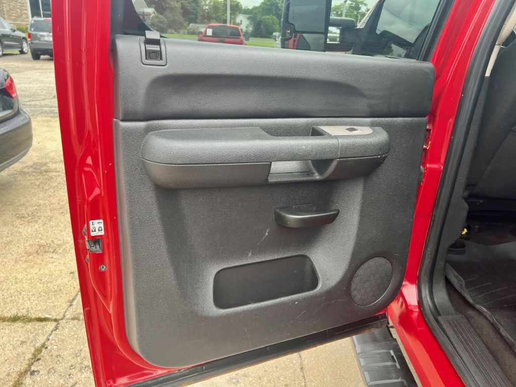2011 Chevrolet Silverado 1500 Image 19