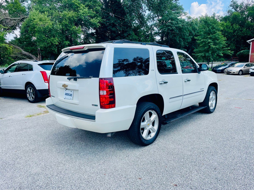 2011 Chevrolet Tahoe Image 6