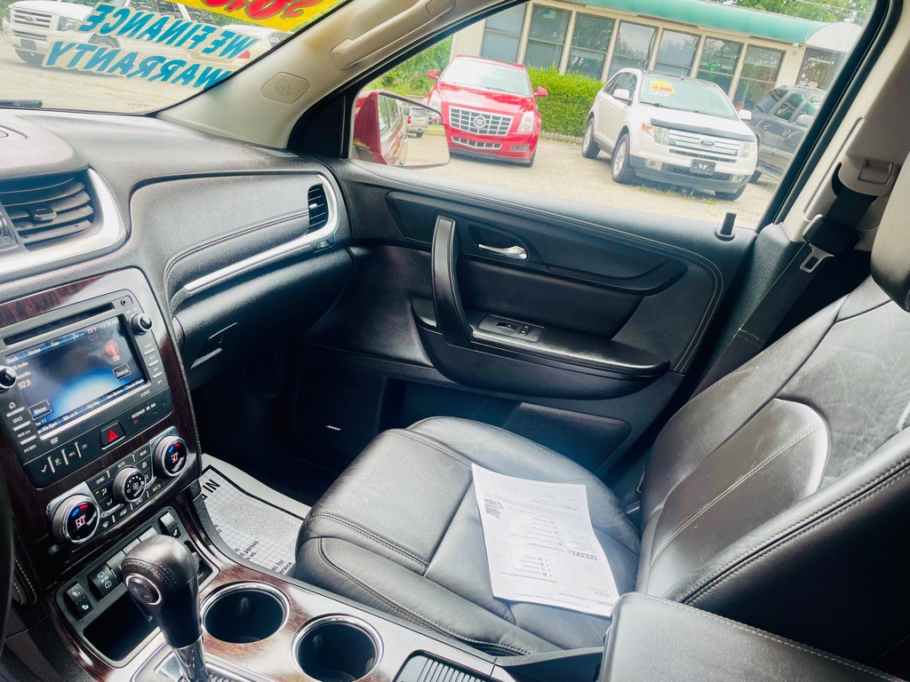 2017 Chevrolet Traverse Image 10