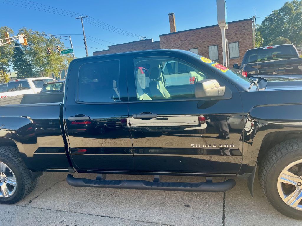 2017 Chevrolet Silverado 1500 Image 4