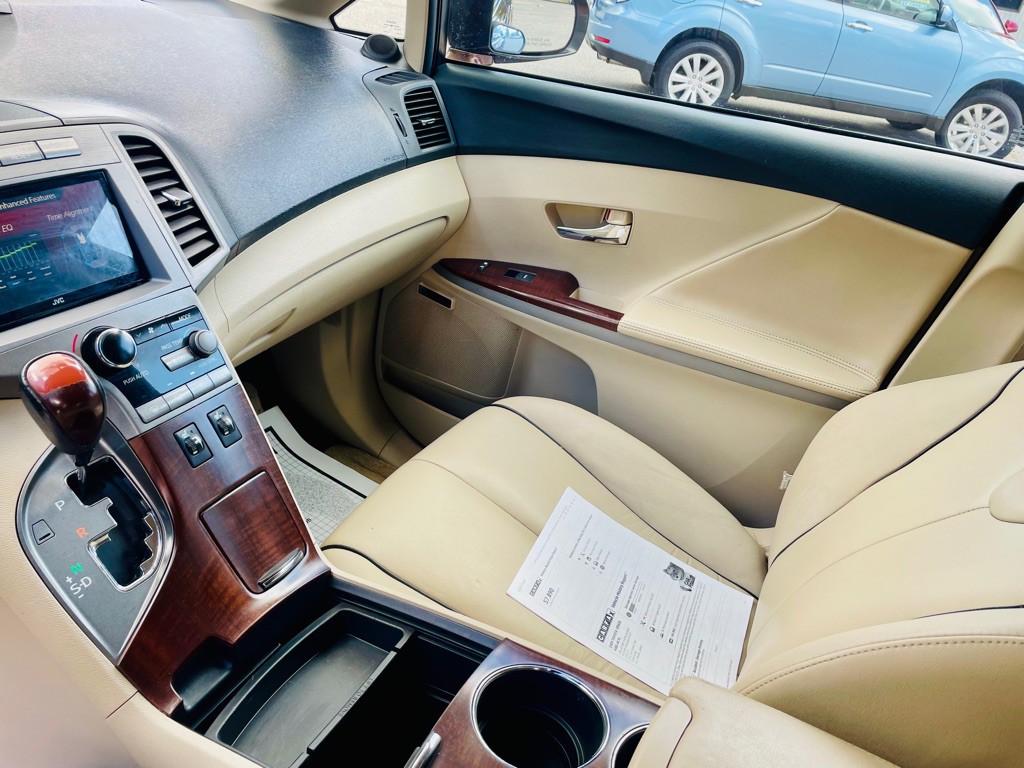 2009 Toyota Venza Image 10