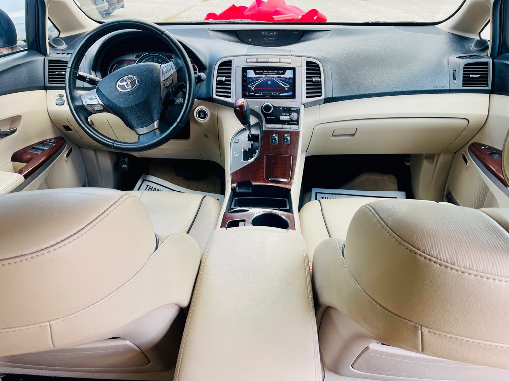 2009 Toyota Venza Image 11