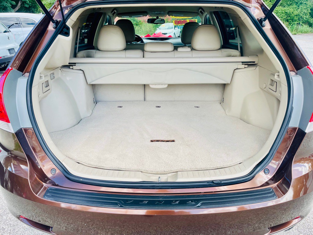 2009 Toyota Venza Image 17