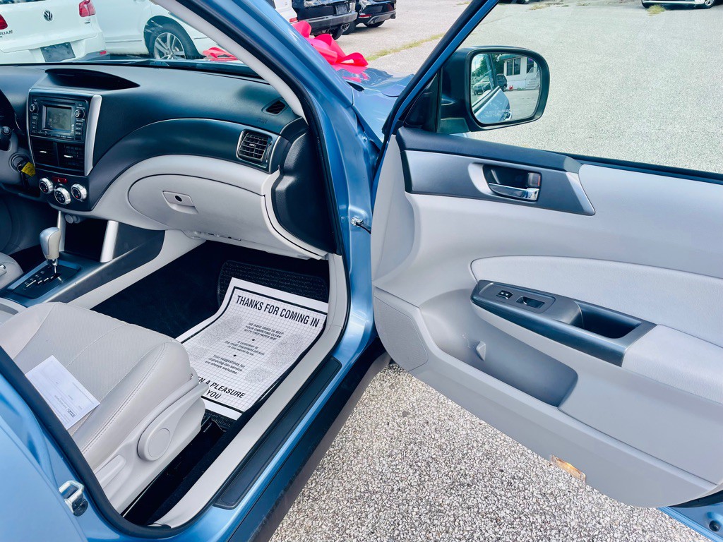 2012 Subaru Forester Image 13