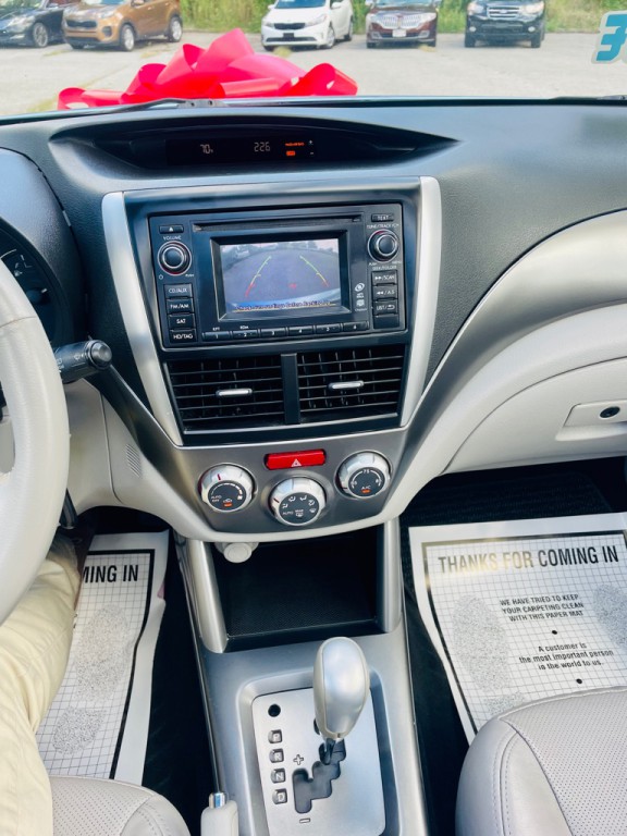 2012 Subaru Forester Image 18
