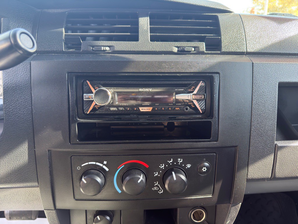 2011 Dodge Dakota Image 11