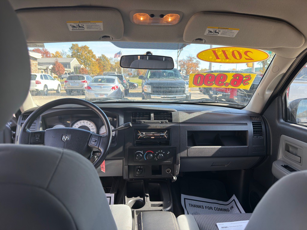 2011 Dodge Dakota Image 15