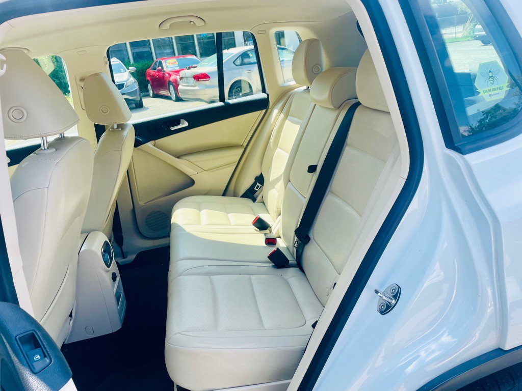 2016 Volkswagen Tiguan Image 16