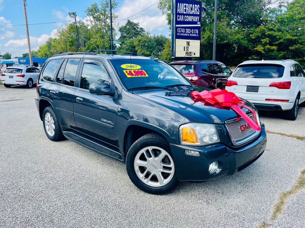 2007 GMC Envoy Image 3