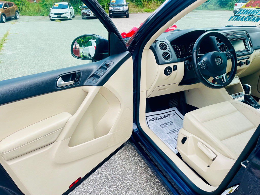 2015 Volkswagen Tiguan Image 9