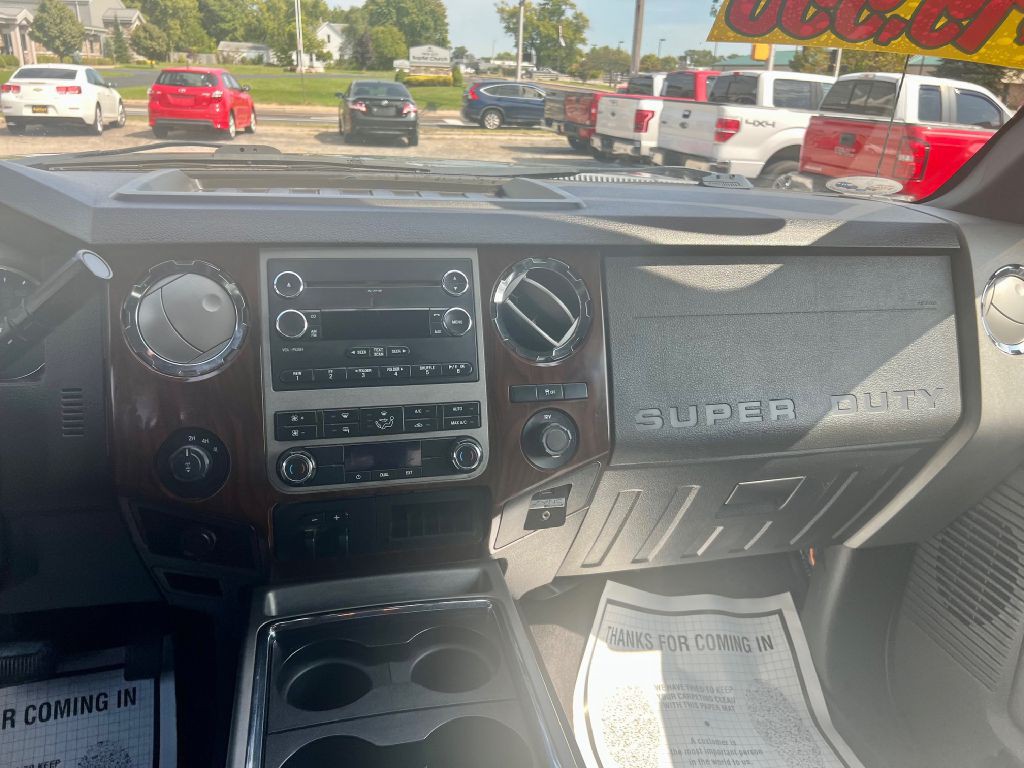 2011 Ford F-350 Image 21