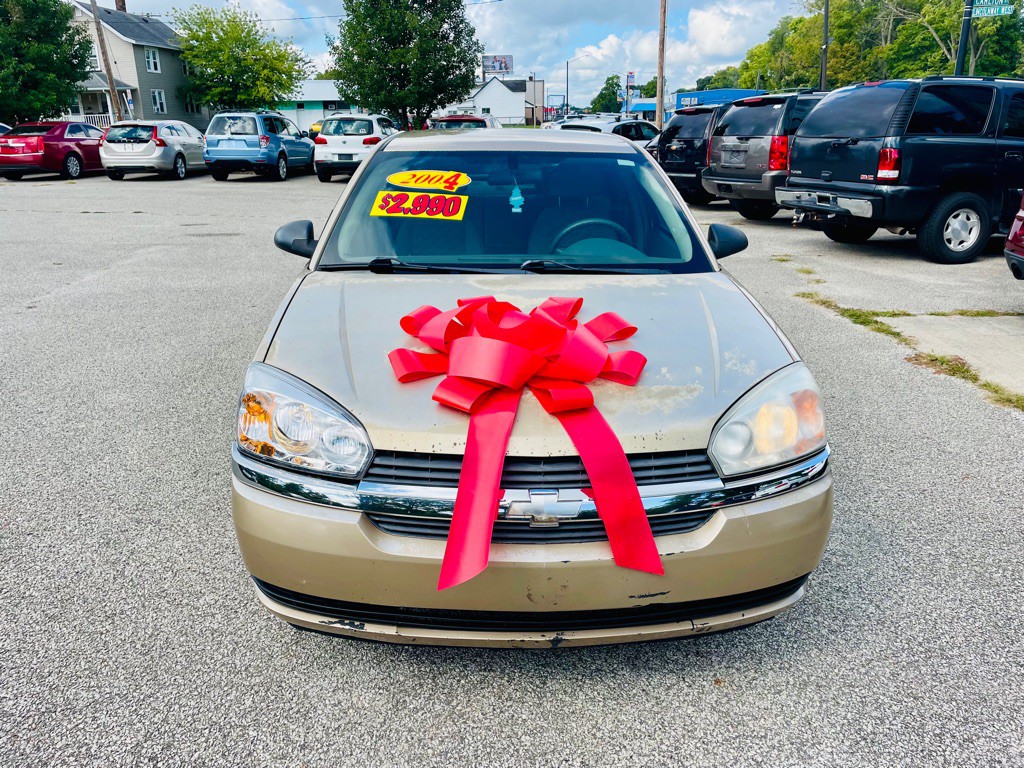 2004 Chevrolet Malibu Image 2