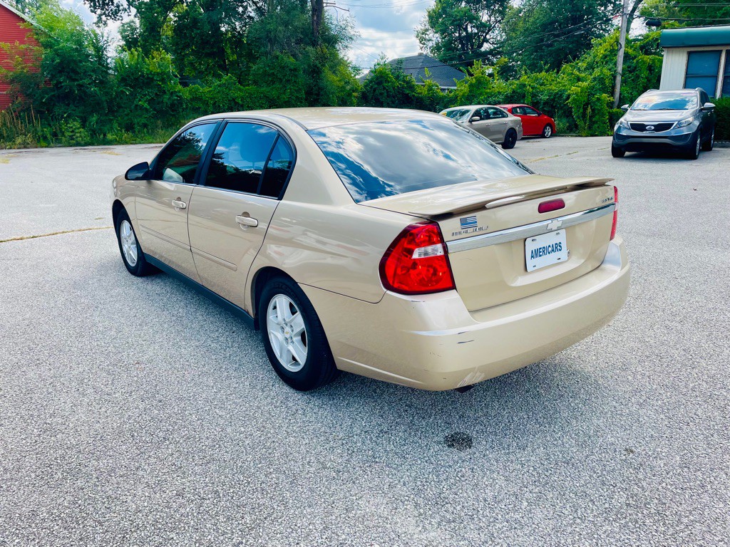 2004 Chevrolet Malibu Image 8