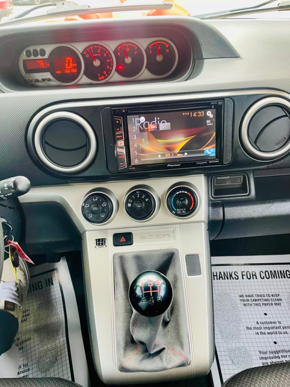 2009 Scion xB Image 18