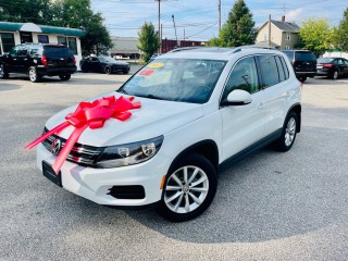 Image for 2017 Volkswagen Tiguan 2.0T WOLFSBURG EDITION 4MOTION ID: 6861403