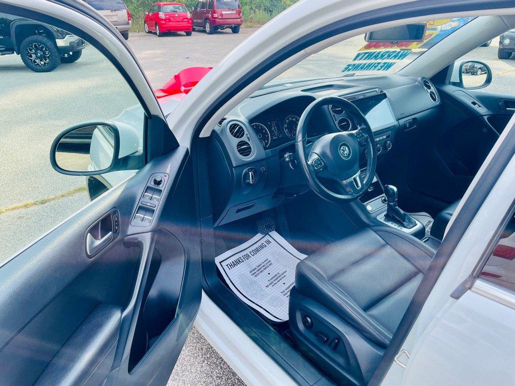 2017 Volkswagen Tiguan Image 8
