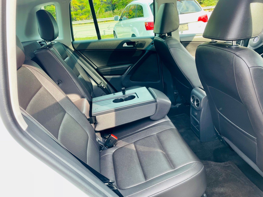 2017 Volkswagen Tiguan Image 16