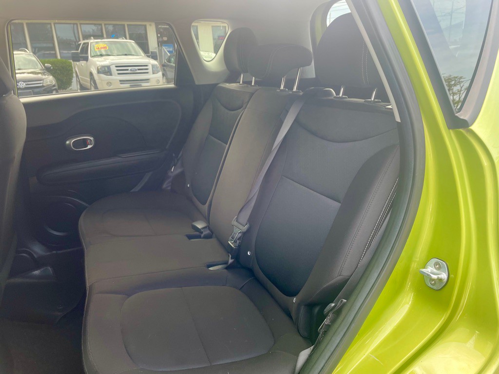 2016 Kia Soul Image 16