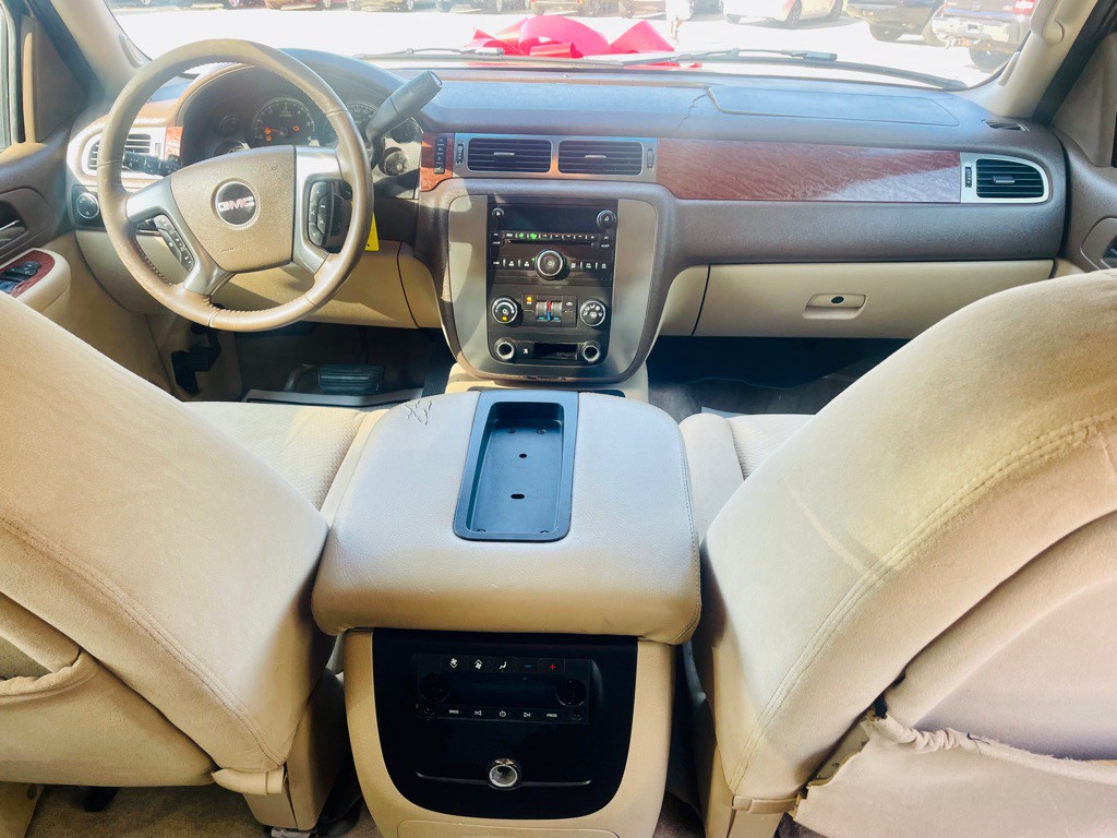 2007 GMC Yukon Image 11