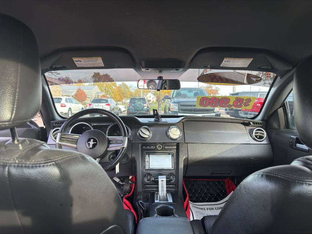 2008 Ford Mustang Image 11