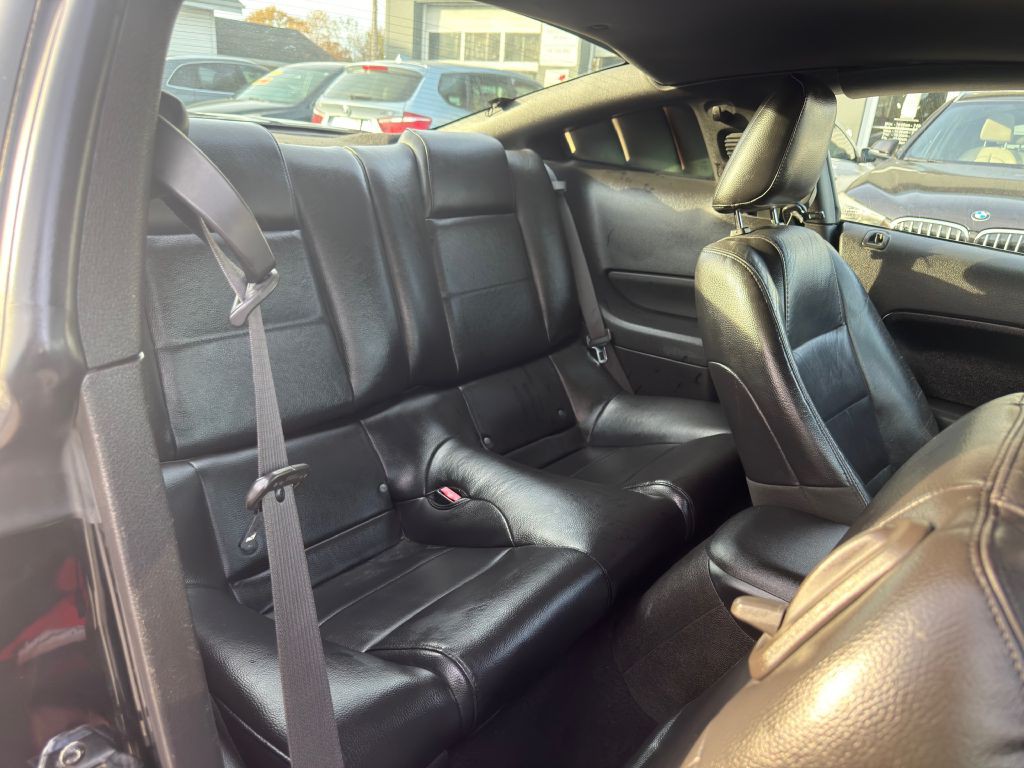 2008 Ford Mustang Image 19