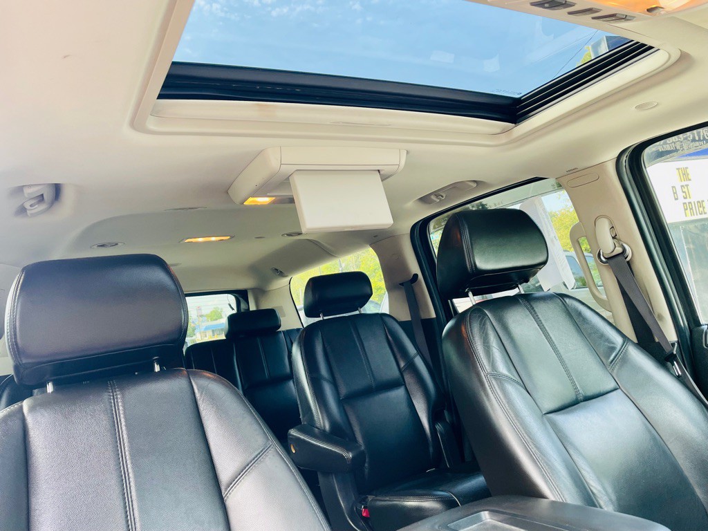 2007 Chevrolet Suburban Image 14