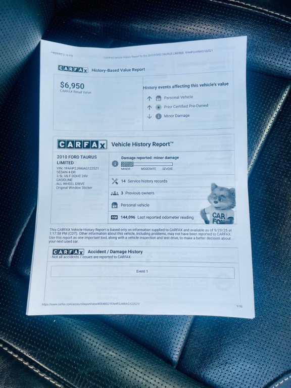 2010 Ford Taurus Image 15