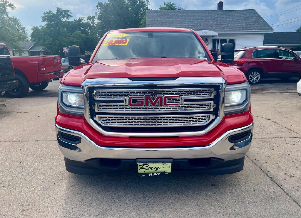 2016 GMC Sierra Image 2