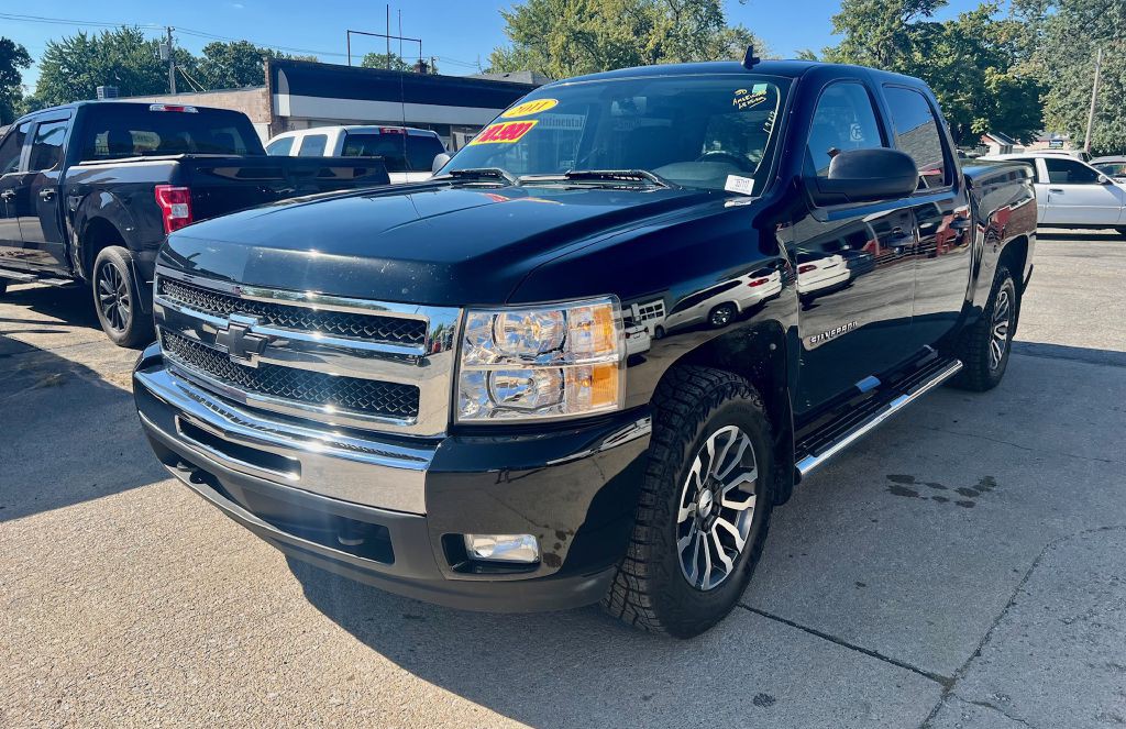 2011 Chevrolet Silverado 1500 Image 1
