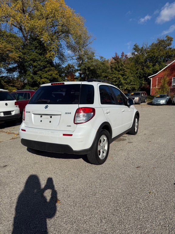 2012 Suzuki SX4 Image 4