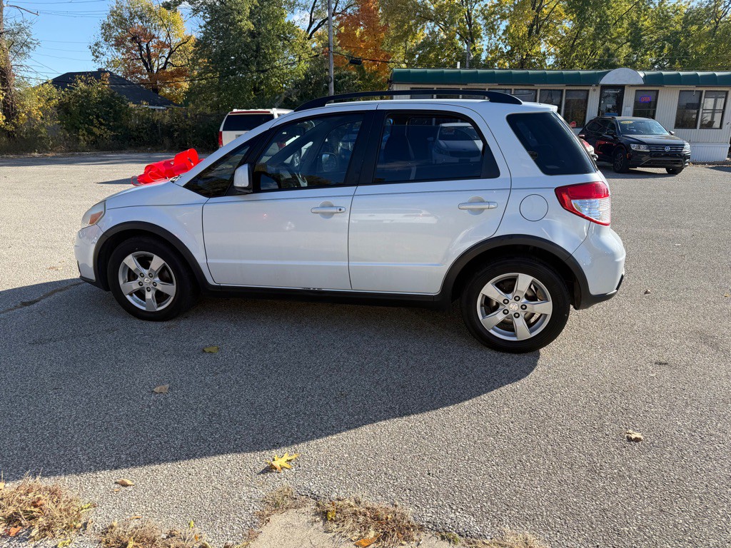 2012 Suzuki SX4 Image 7