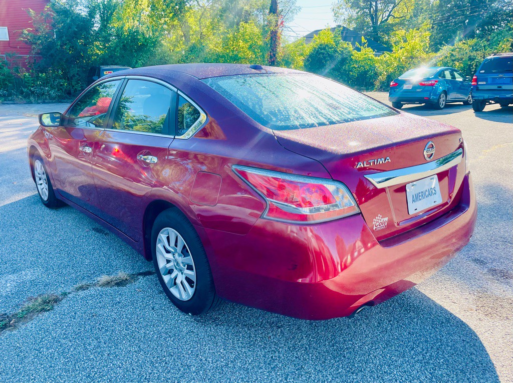 2015 Nissan Altima Image 8