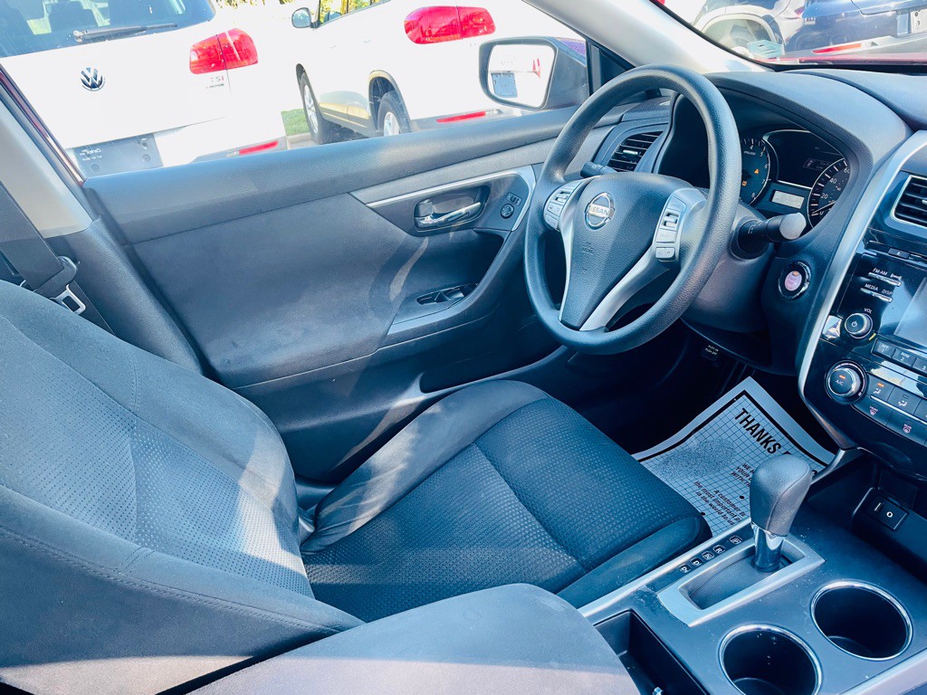 2015 Nissan Altima Image 12