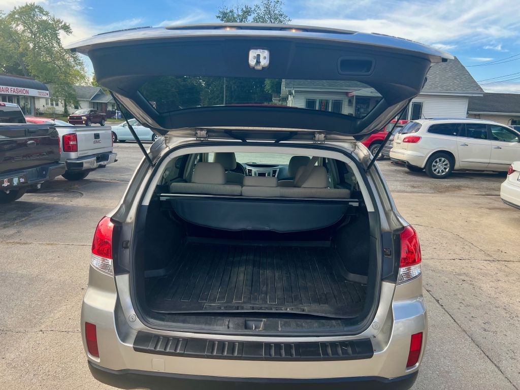 2014 Subaru Outback Image 14