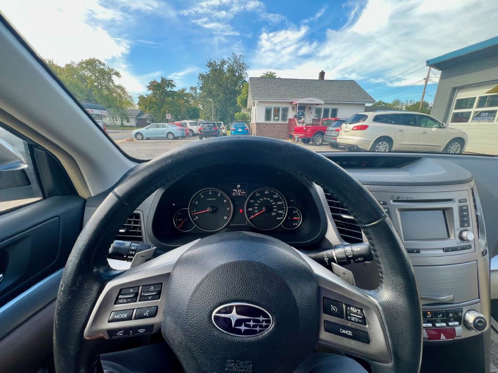 2014 Subaru Outback Image 20