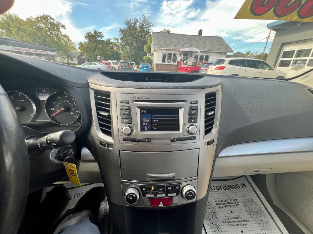 2014 Subaru Outback Image 21