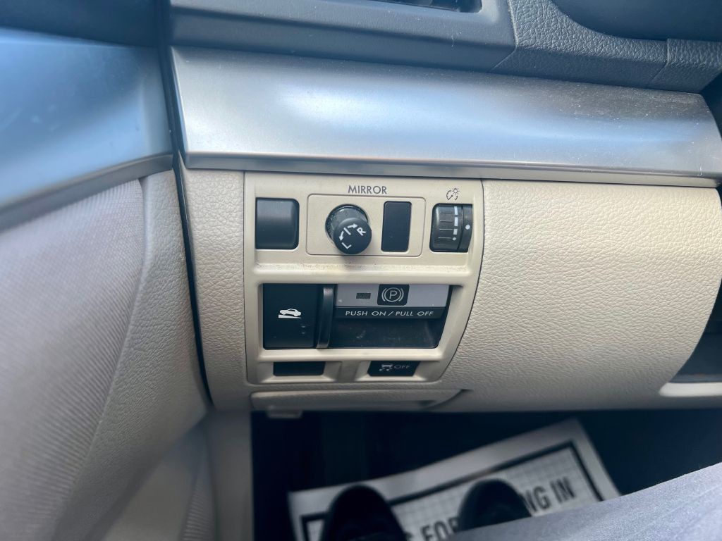 2014 Subaru Outback Image 24