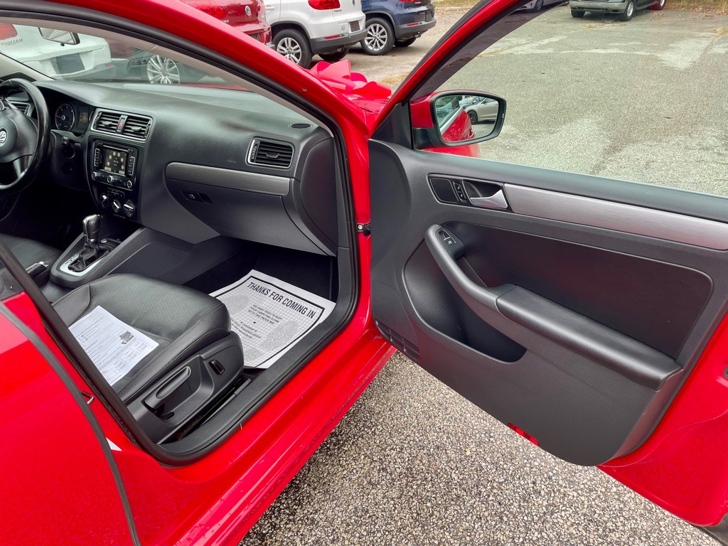 2013 Volkswagen Jetta Image 13