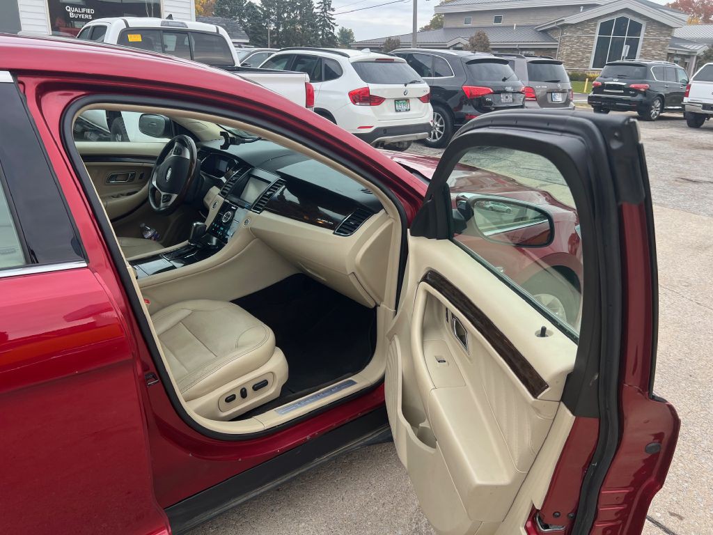 2015 Ford Taurus Image 11